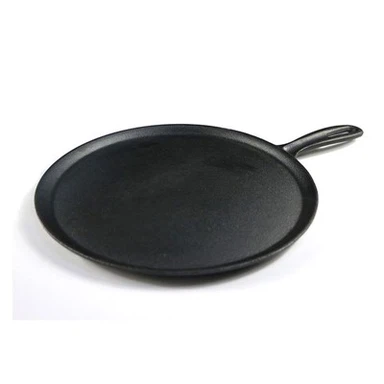 مقلاة ضحلة من الحديد الزهر